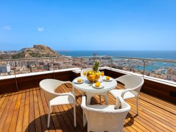 Ático Panoramic 1 ~ Alicante - Apartamento en Alacant